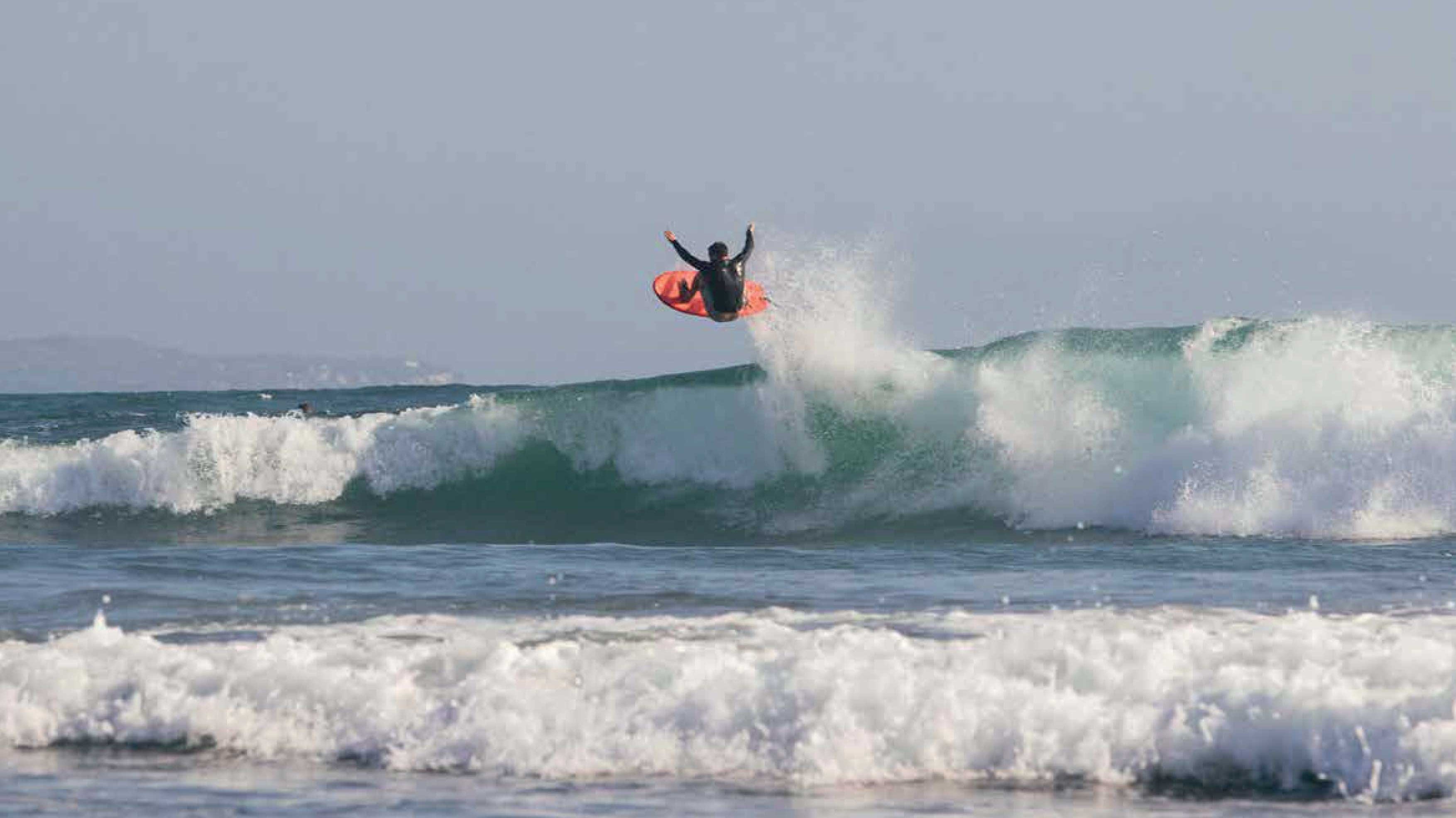 Choisir la meilleure planche de surf en mousse en 2026
