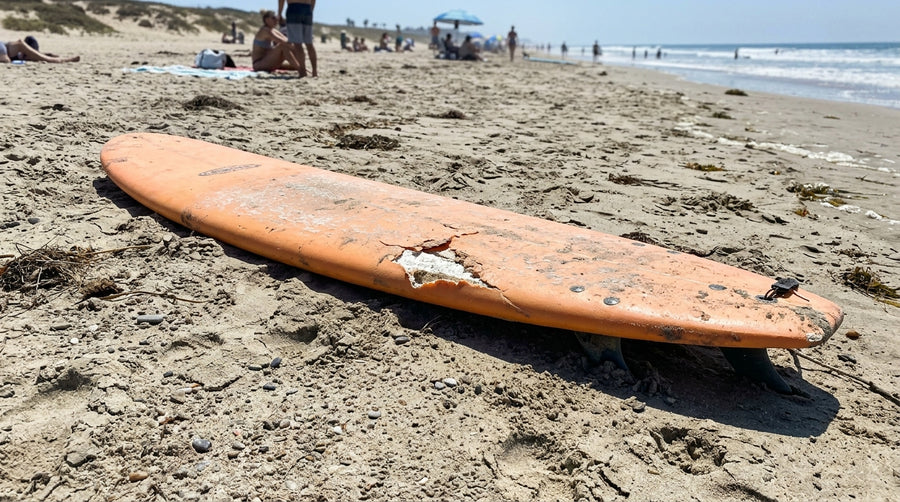 A chip in the deck foam exposing the white polystyrene underneath