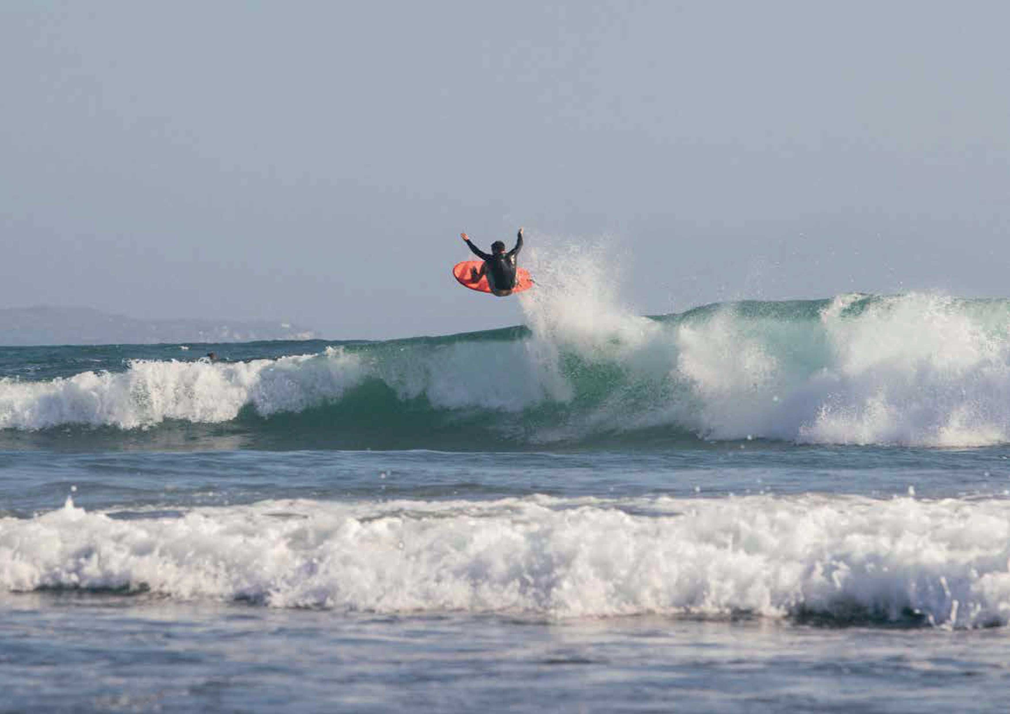 Choisir la meilleure planche de surf en mousse en 2026